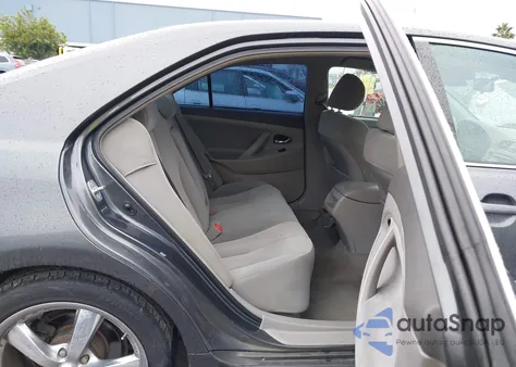 2007 Toyota Camry Le V6 z USA, uszkodzony, nr VIN 4T1BK46K07U015065